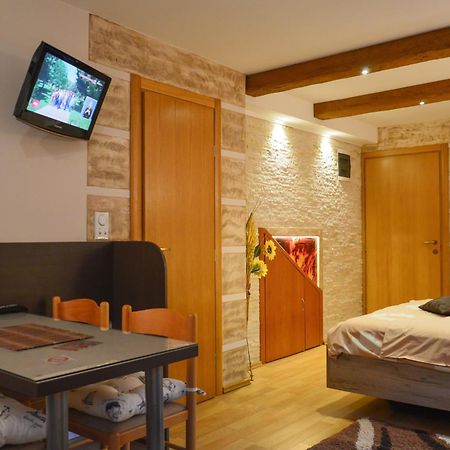 Apartments Josipovic ズラティボール 部屋 写真